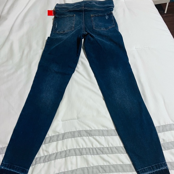 Spanx Distressed Skinny Jeans - Picture 5 of 6